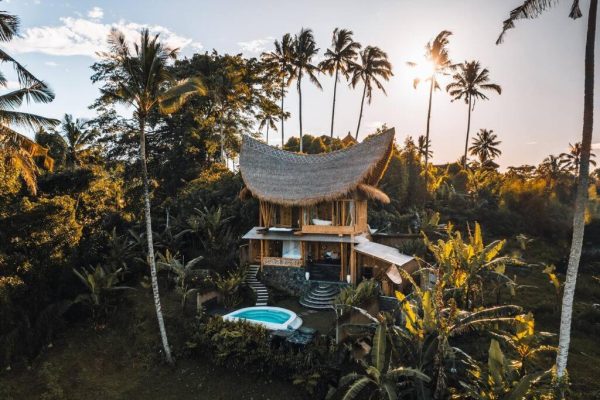 Berikut Penginapan Ramah Lingkungan dengan Sentuhan Bambu Alam nan Indah di Tengah Alam Bali